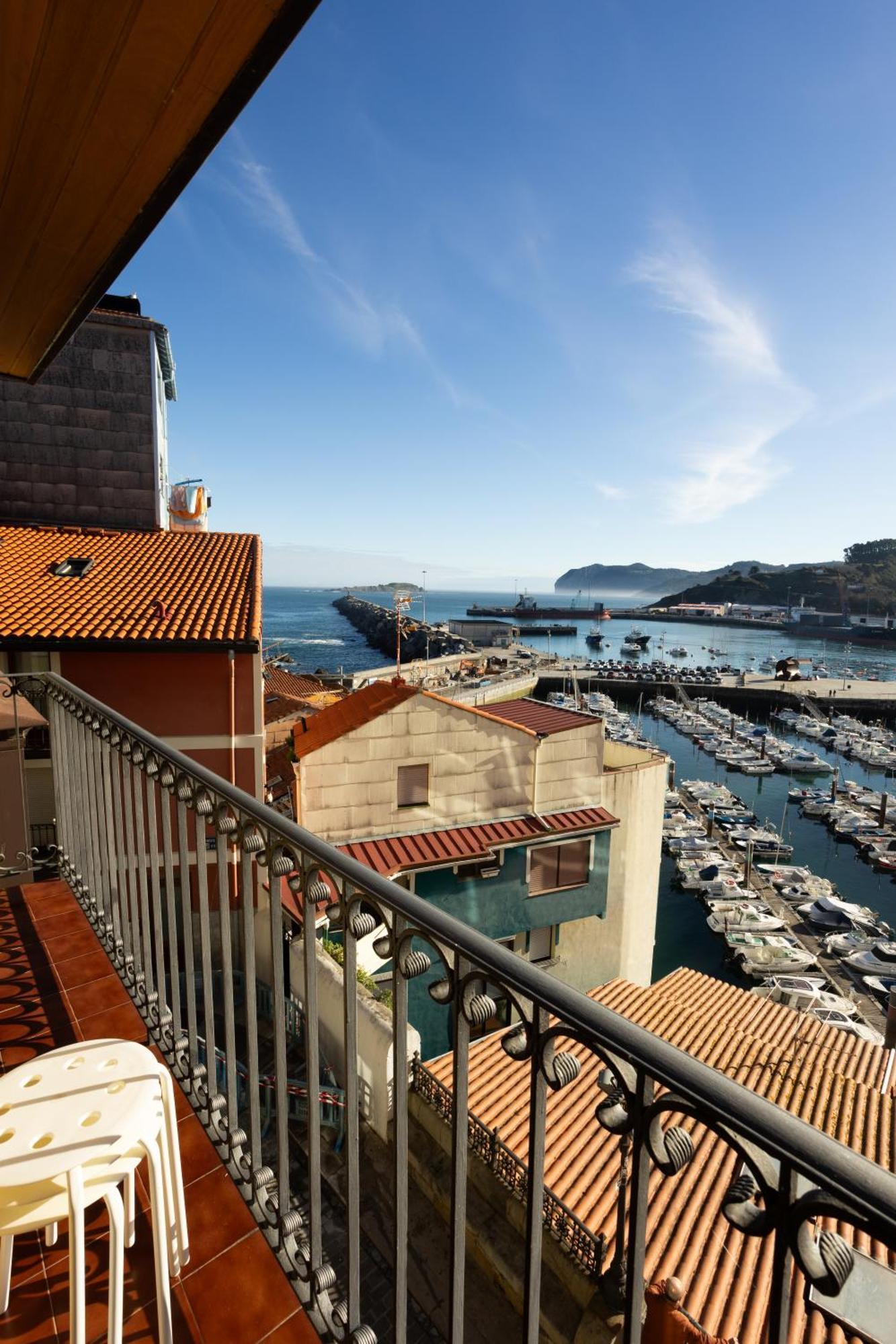 Apartamentos Bermeo, Museoa Exteriör bild